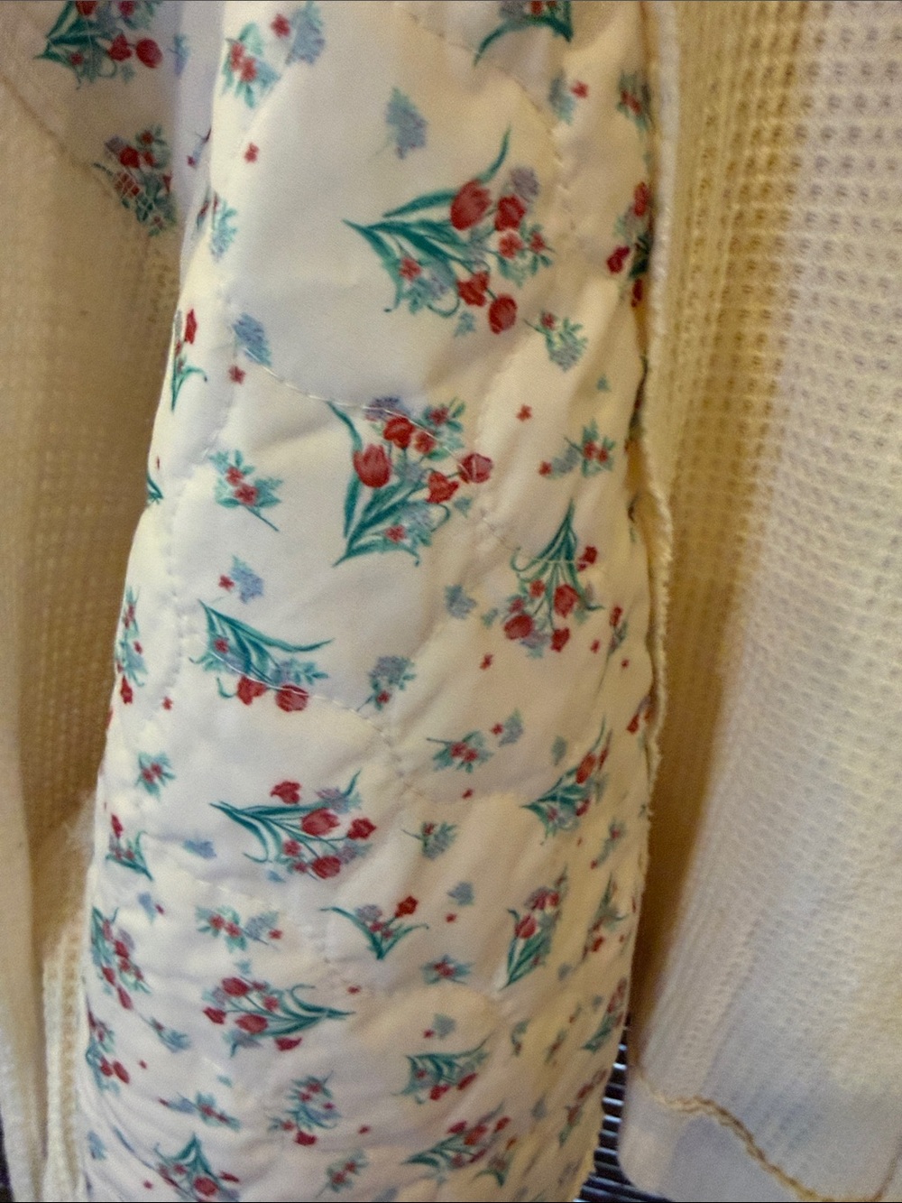 Women's Cream Floral-Sleeve Sweater - Picture 3 of 6